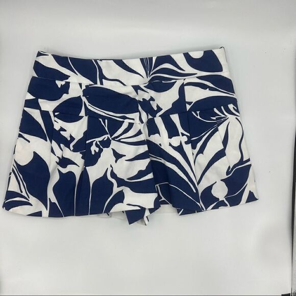 Milly Minis NWT Magnolia Print Pleated Shorts (8) - Picture 8 of 11